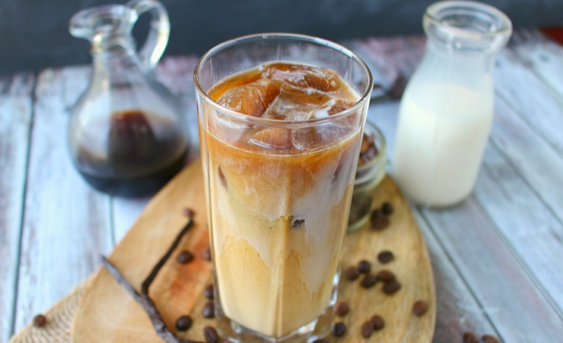 Kopi Susu Generasi Z 2025: Tren Minuman Urban yang Jadi Identitas Lifestyle