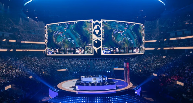 E-Sports 2025: Transformasi Dunia Game Kompetitif Menuju Olahraga Global Masa Depan
